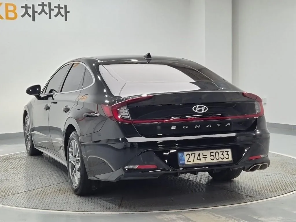 Hyundai Sonata 2022 photo 2