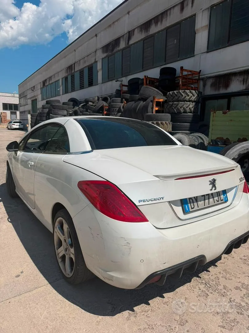 Peugeot 308 2010 photo 2