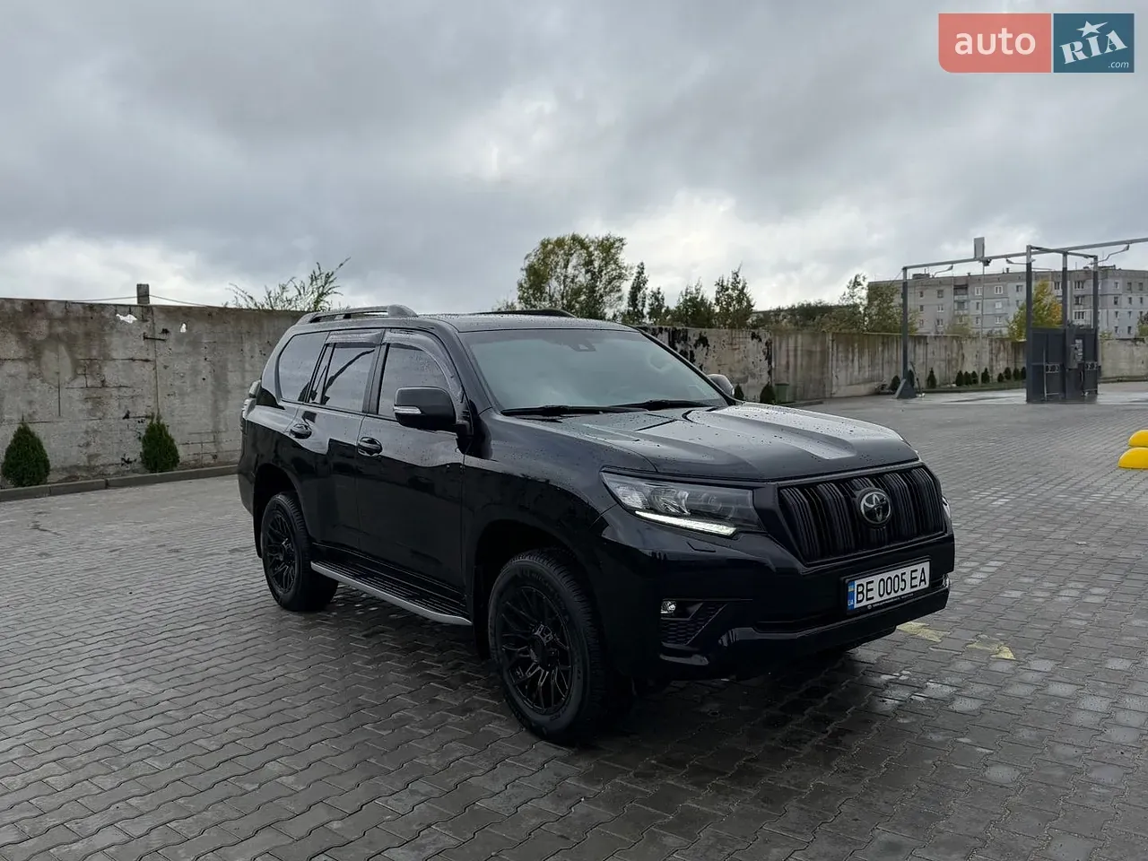Toyota Land Cruiser Prado 2023 photo 2