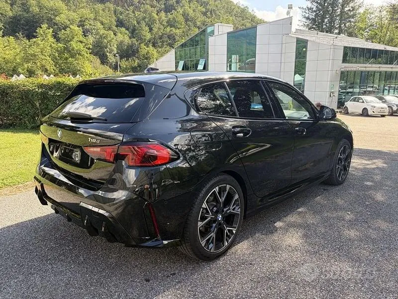 BMW 1 Series 2026 photo 5