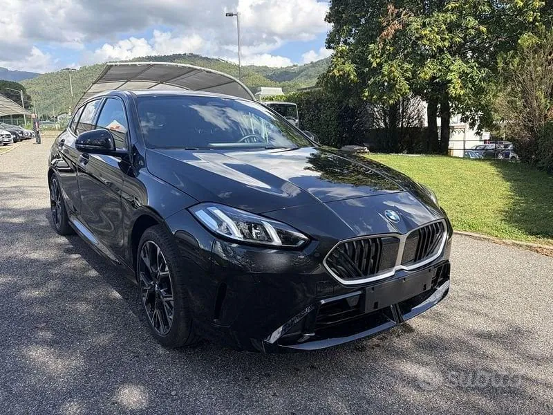 BMW 1 Series 2026 photo 3