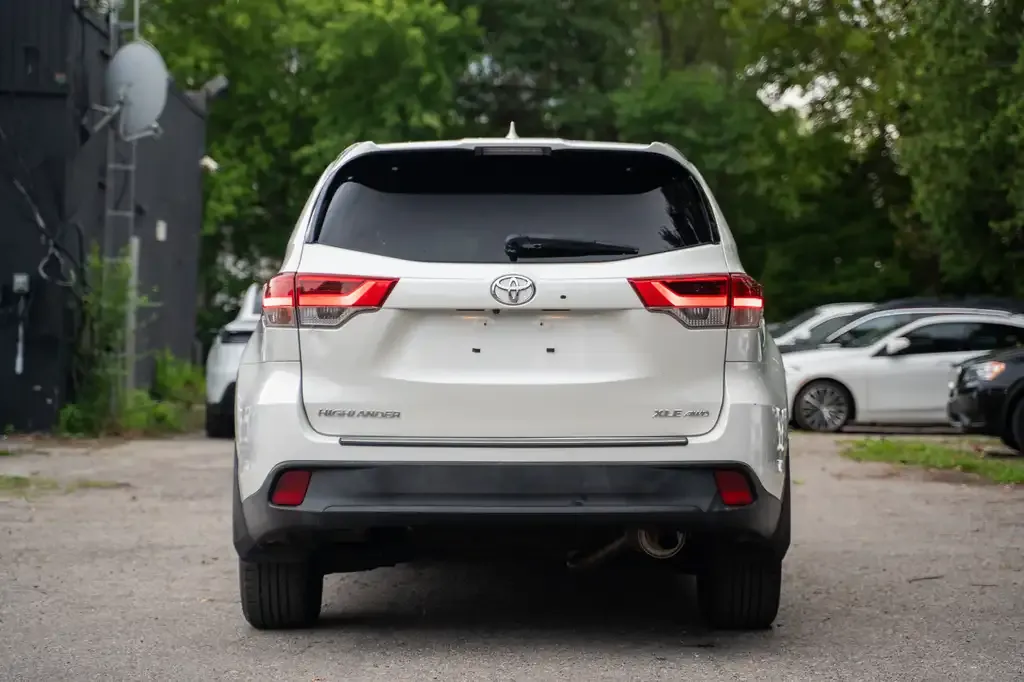 Toyota Highlander 2017 photo 5