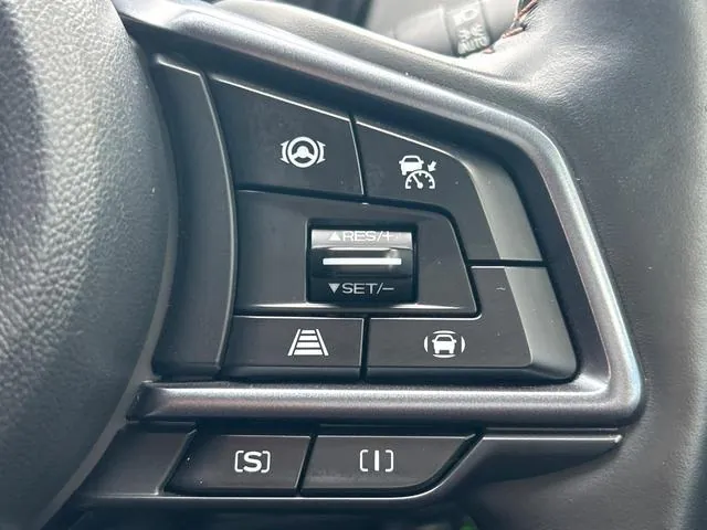 Subaru Legacy 2024 photo 5