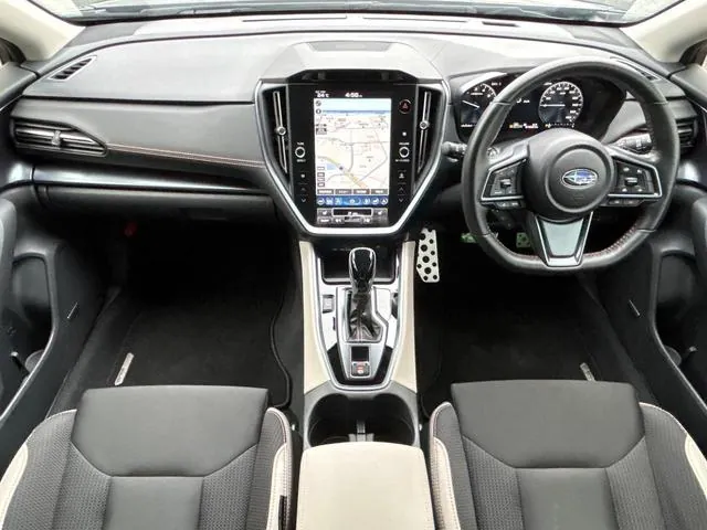 Subaru Legacy 2024 photo 2