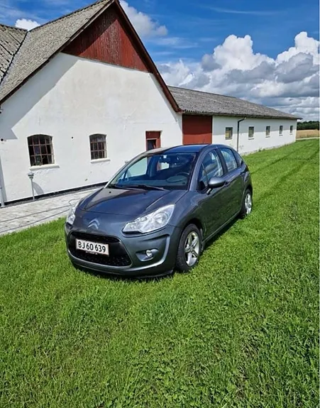 Citroen C3 2012 photo 3