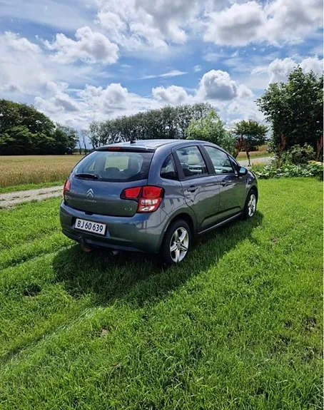 Citroen C3 2012 photo 2