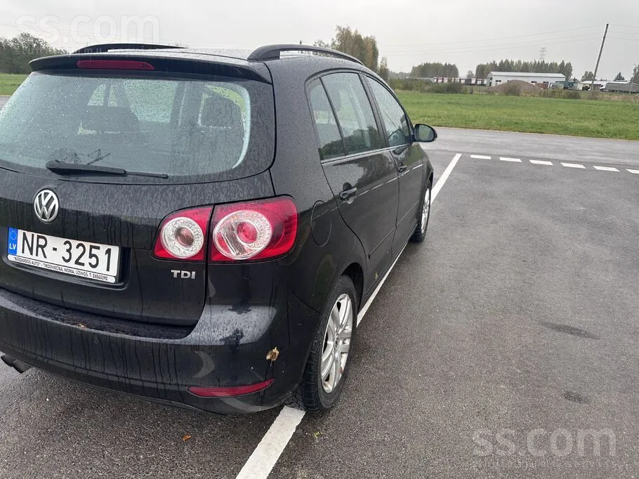 Volkswagen Golf Plus 2009 photo 2