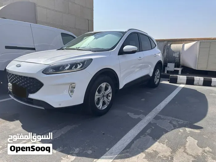 Ford Escape 2022 photo 2