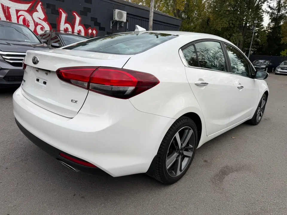 Kia Forte 2018 photo 2