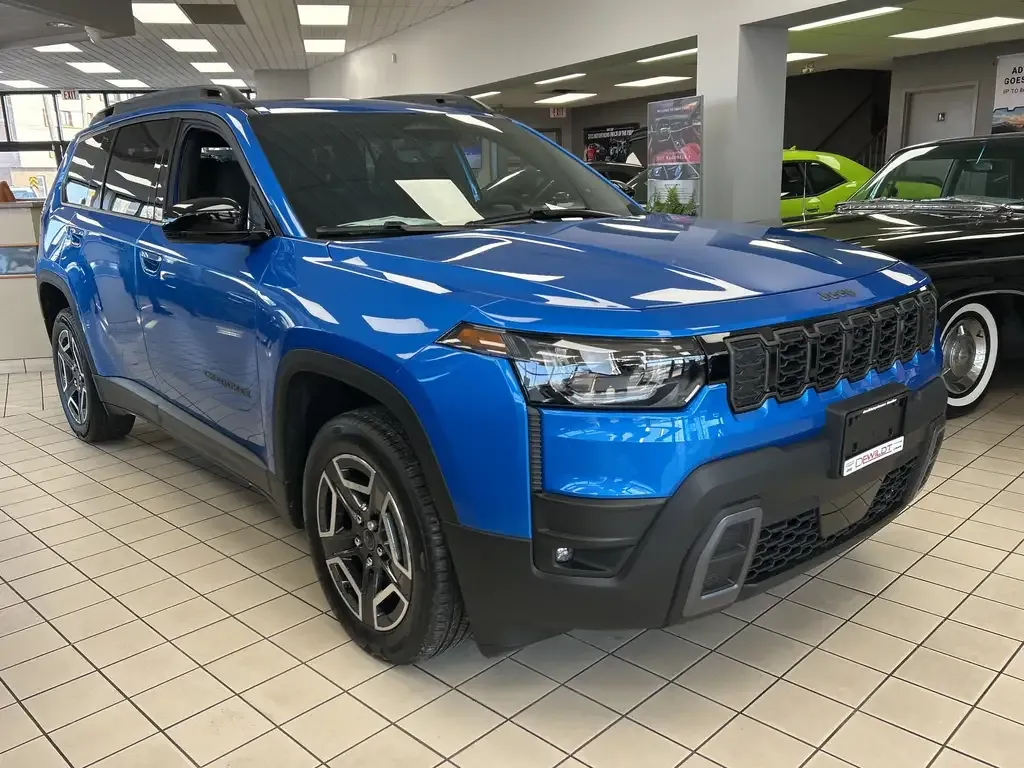 Jeep Cherokee 2026 photo 3