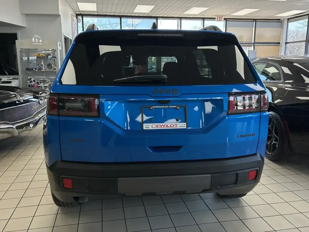 Jeep Cherokee 2026 photo 5