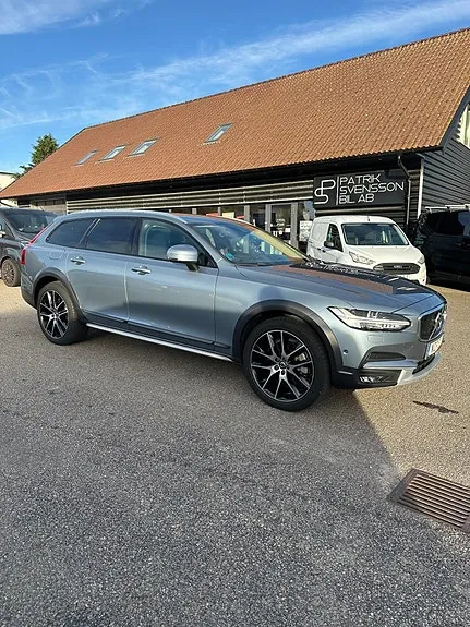 Volvo V90 Cross Country