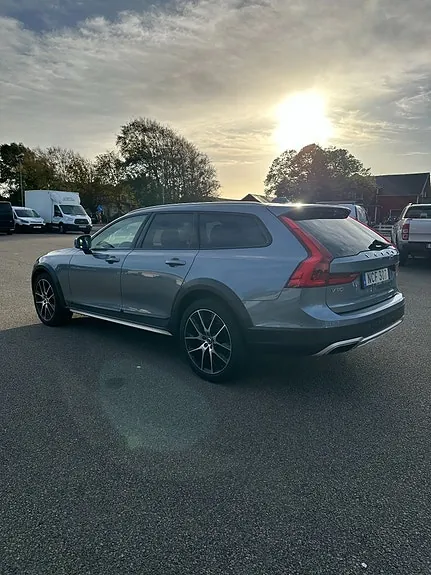 Volvo V90 Cross Country 2018 photo 5