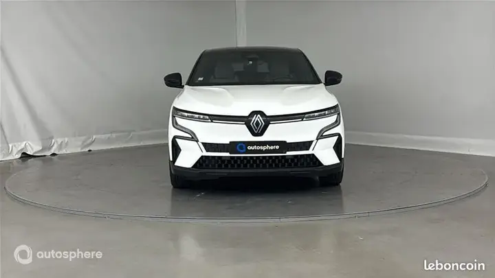 Renault Megane 2022 photo 2