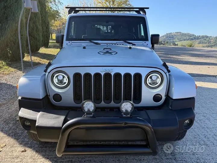 Jeep Wrangler 2010 photo 3