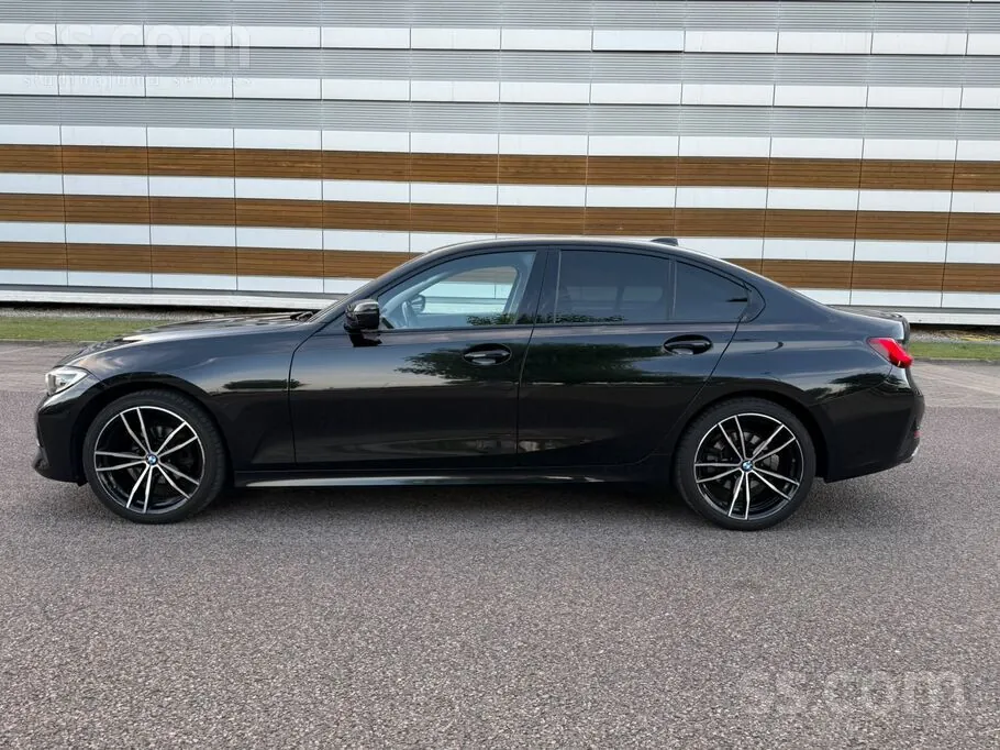 BMW 318I 2020 photo 5