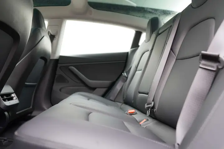 Tesla Model 3 2019 photo 4