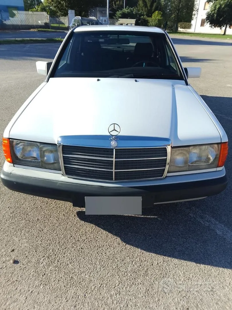 Mercedes-Benz 190 E