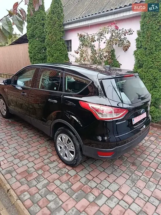 Ford Escape 2016 photo 3