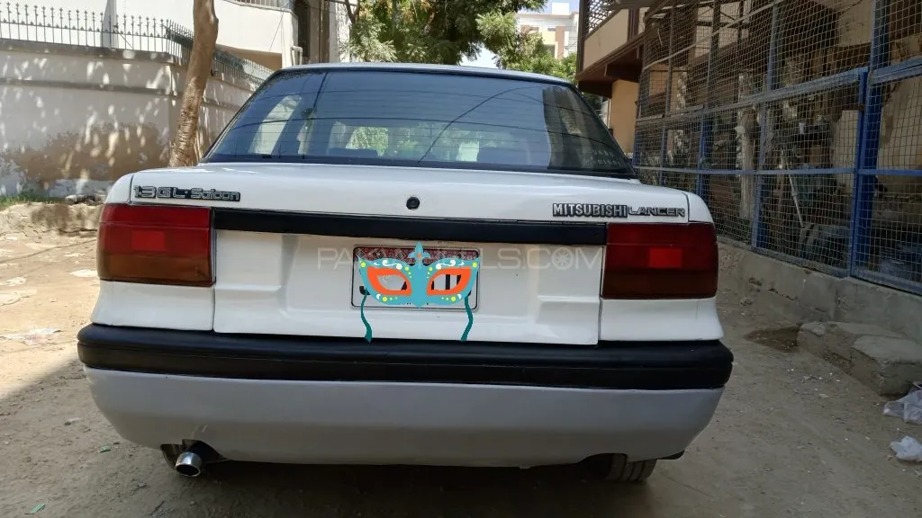 Mitsubishi Lancer
