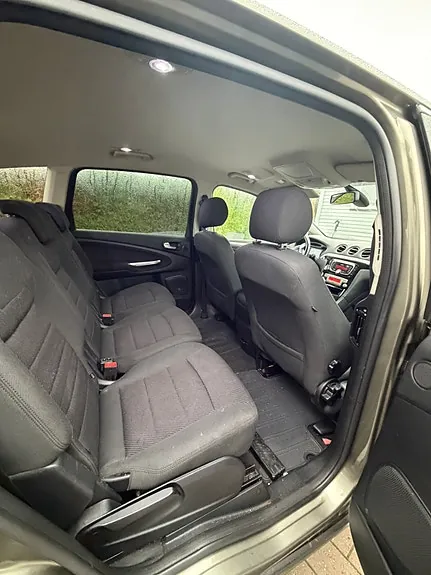 Ford S-Max 2010 photo 5