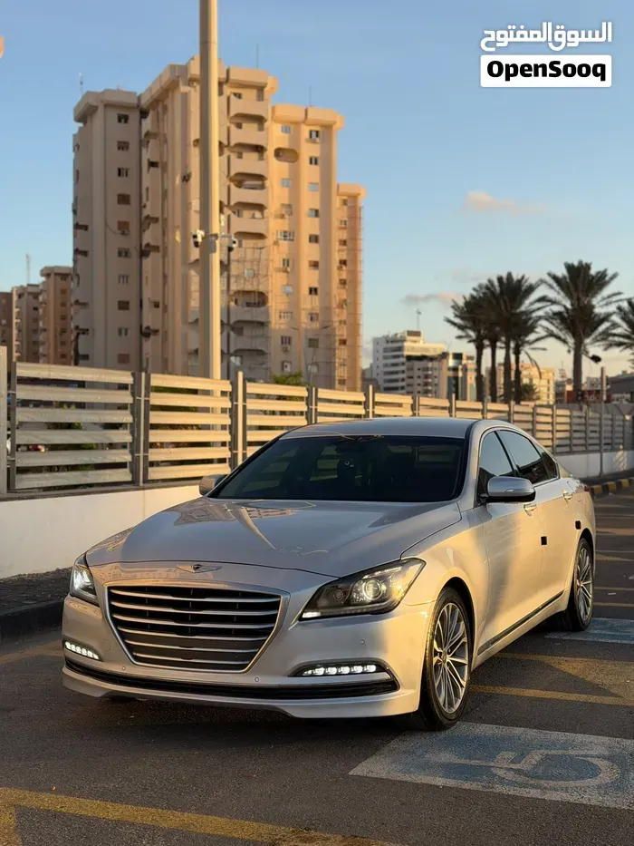 Genesis G80 2016 photo 4