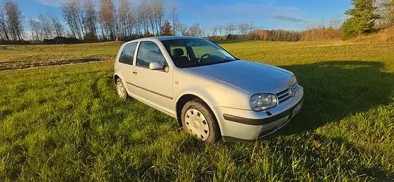 Volkswagen Golf 4 2001 photo 2