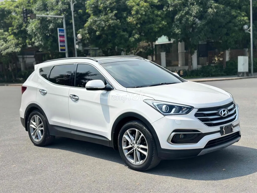 Hyundai Santa Fe 2018 photo 2