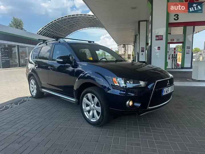Mitsubishi Outlander Xl