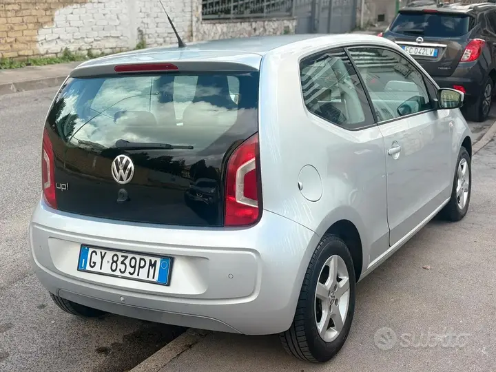 Volkswagen Up 2013 photo 3