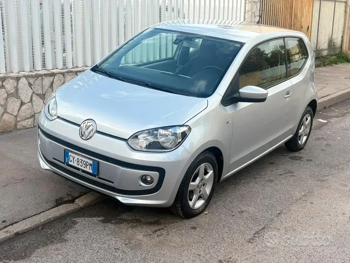 Volkswagen Up