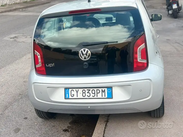 Volkswagen Up 2013 photo 5