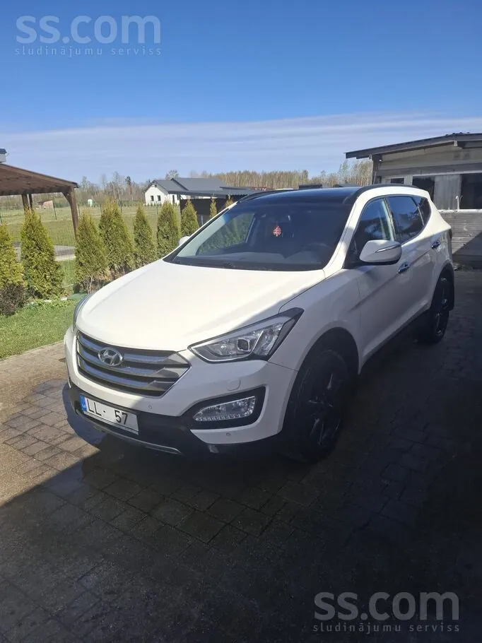 Hyundai Santa Fe 2014 photo 3