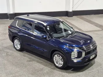 Mitsubishi Outlander 2022 photo 3