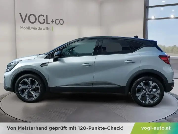 Renault Captur 2023 photo 2