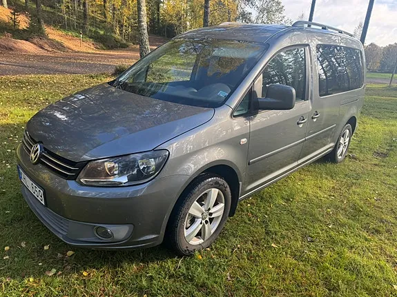 Volkswagen Caddy Maxi 2012 photo 2