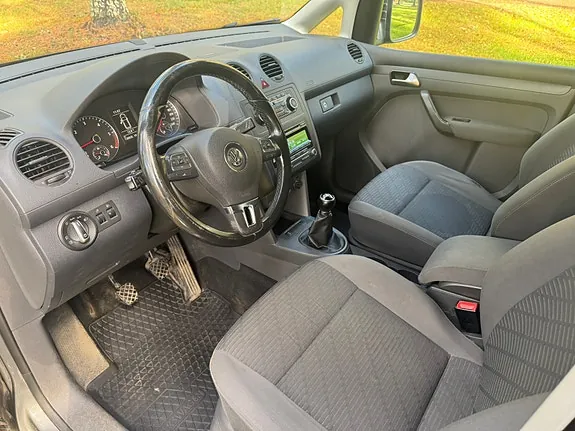 Volkswagen Caddy Maxi 2012 photo 5