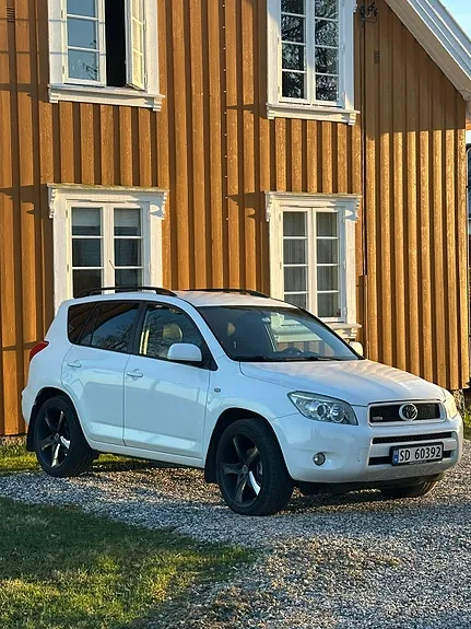 Toyota Rav4 2008 photo 3