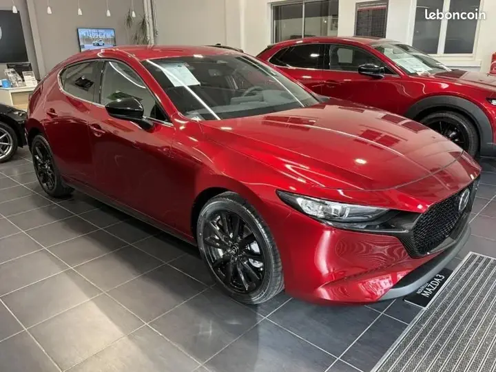Mazda 3 2025 photo 2