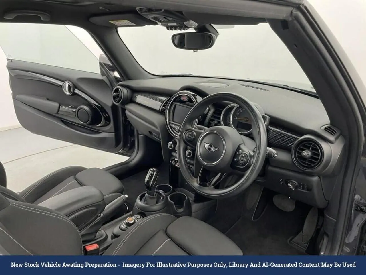 Mini Convertible 2019 photo 3