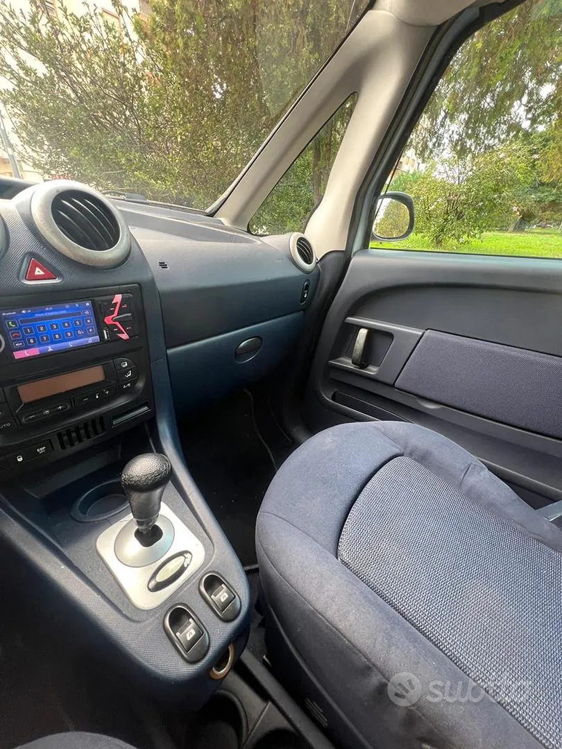 Peugeot 1007 2006 photo 5