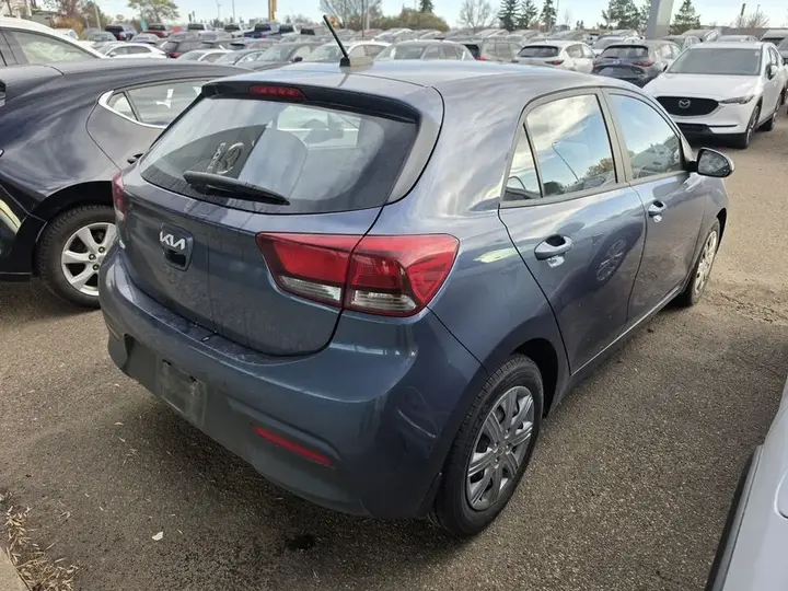 Kia Rio 5-Door 2022 photo 5