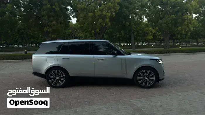 Land Rover Range Rover Vogue 2024 photo 4