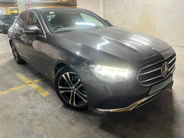 Mercedes-Benz E-Class