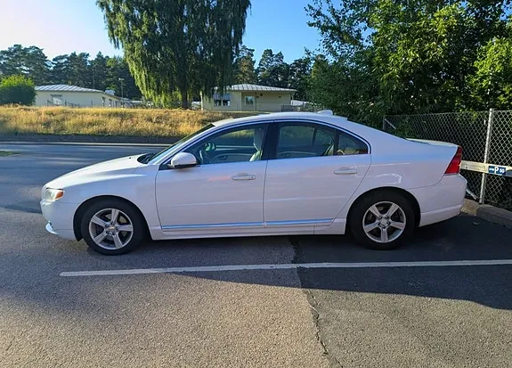 Volvo S80 2012 photo 3