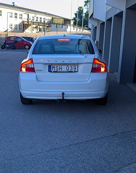 Volvo S80 2012 photo 2