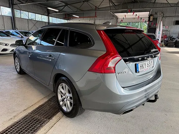 Volvo V60 2017 photo 4