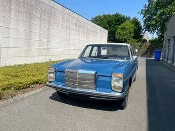 Mercedes-Benz 220 /8 1968 photo 2