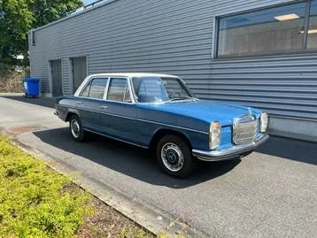 Mercedes-Benz 220 /8 1968 photo 3