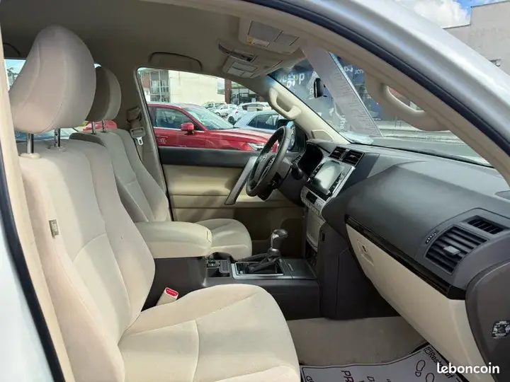 Toyota Land Cruiser 2022 photo 4